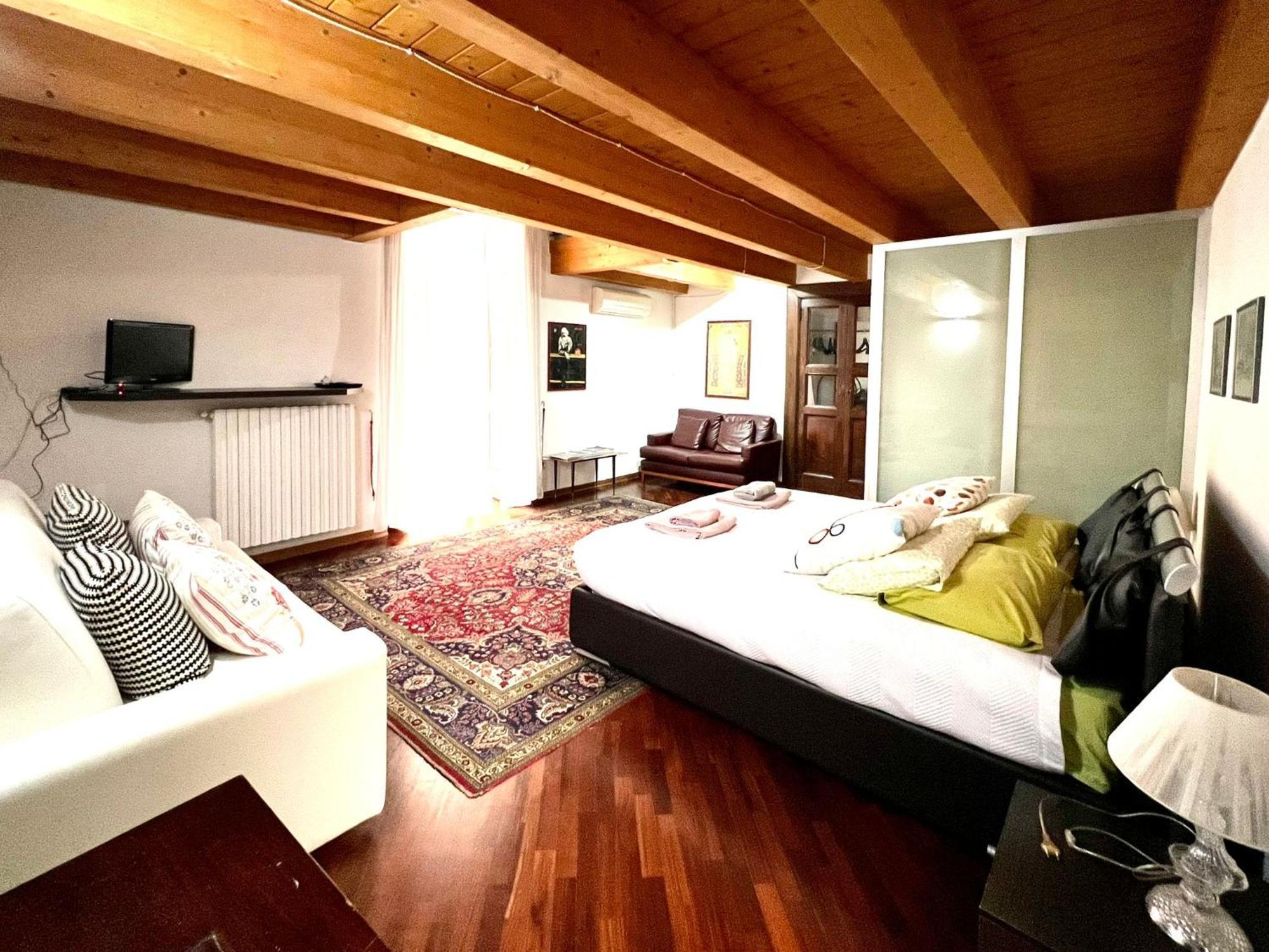 Casa Vacanza Saint Patrick Барлетта Номер фото